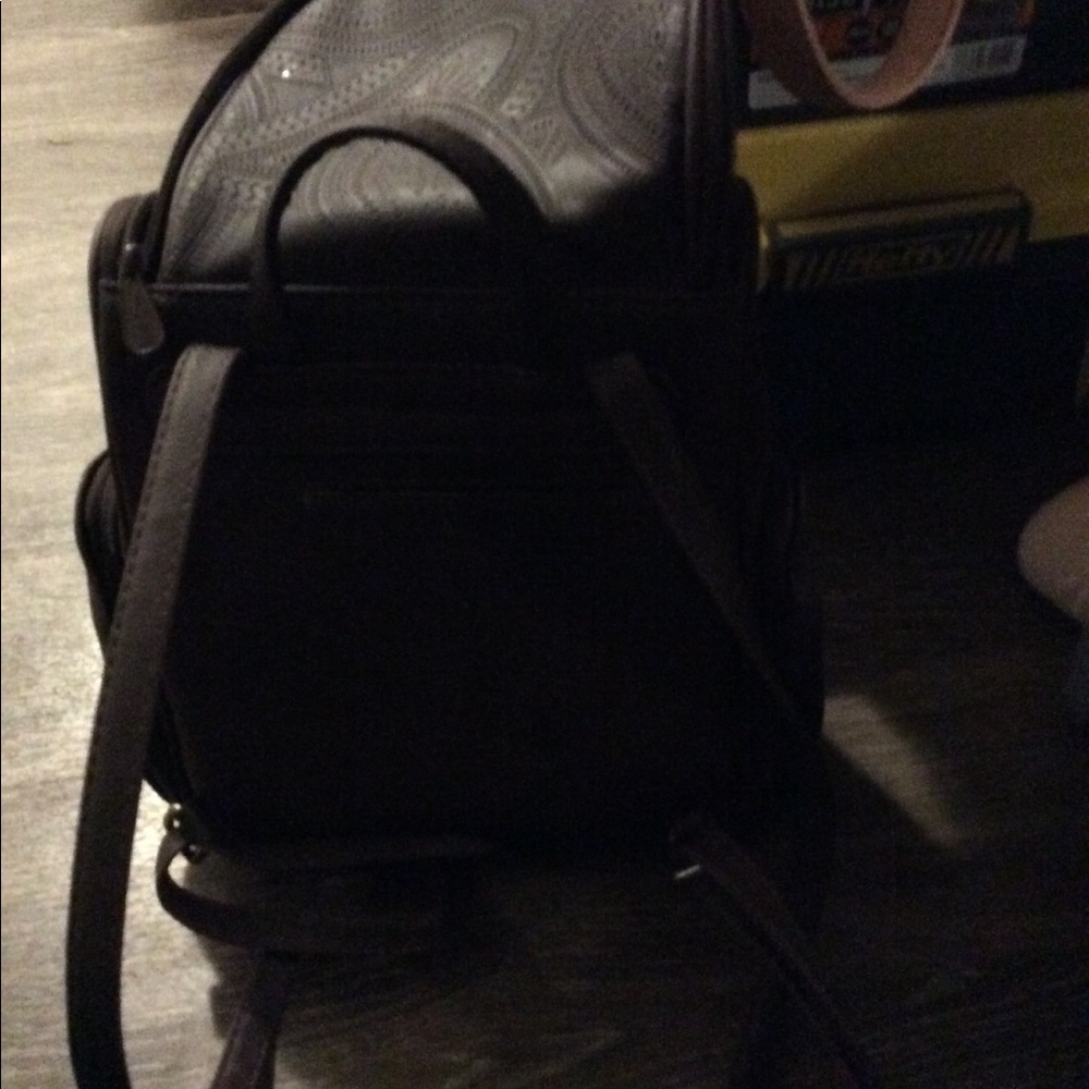 Brown Backpack - - Picture 4 of 4